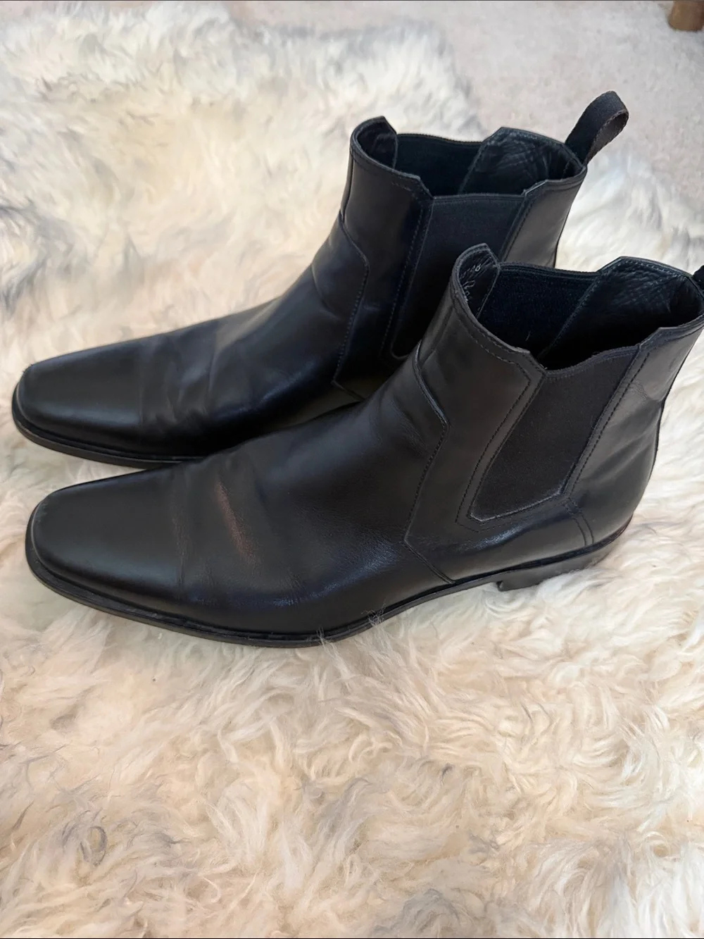 Men's Black Leather Boss  Chelsea Boots - Sleek Slip-On Dress Boots
